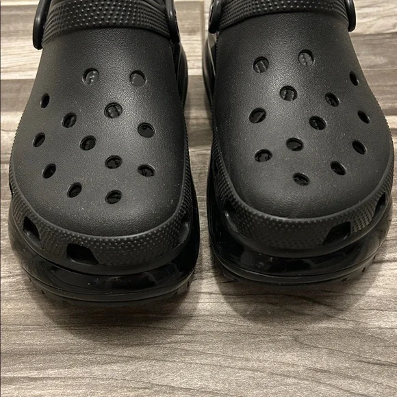 Crocs™ Bae Clog - Picture 3 of 14